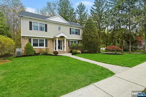 132 Maple Street Ramsey NJ 07446