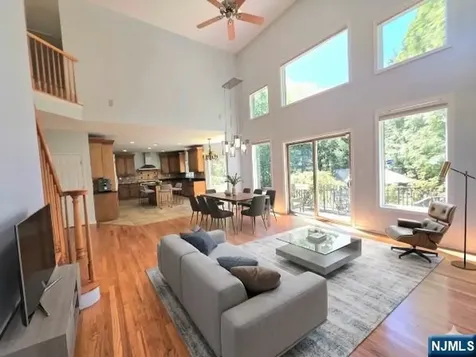 335 Bullard Avenue Paramus NJ 07652