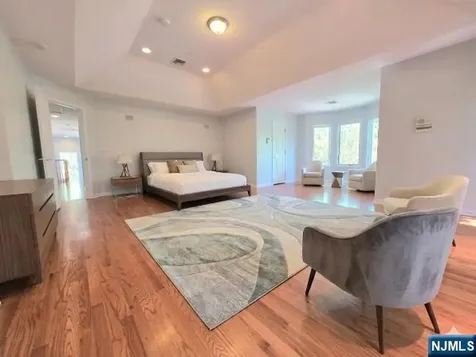 335 Bullard Avenue Paramus NJ 07652