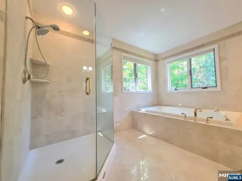335 Bullard Avenue Paramus NJ 07652
