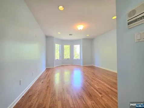 335 Bullard Avenue Paramus NJ 07652