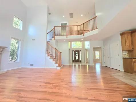 335 Bullard Avenue Paramus NJ 07652