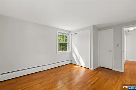 557 Monroe Court River Edge NJ 07661