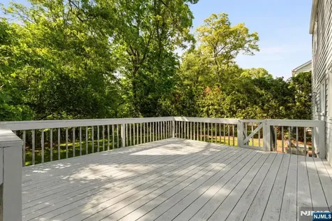 557 Monroe Court River Edge NJ 07661