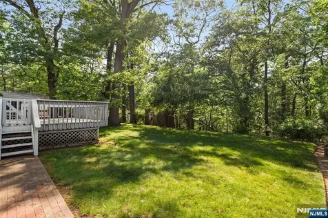 557 Monroe Court River Edge NJ 07661