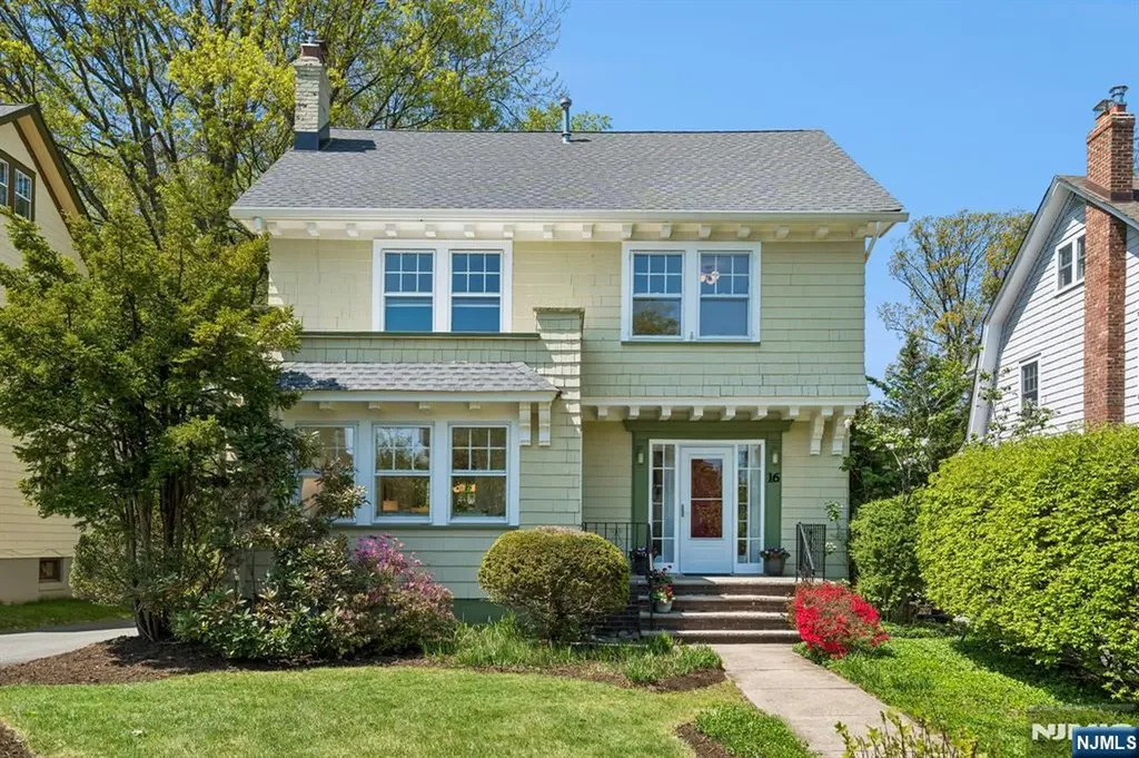 16 Duryea Road Montclair NJ 07043