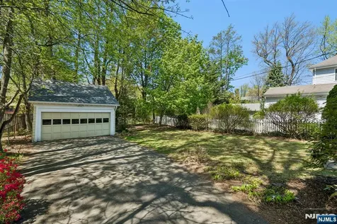 16 Duryea Road Montclair NJ 07043