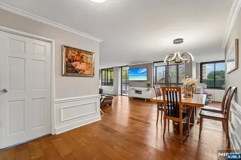 200 Winston Cliffside Park NJ 07010