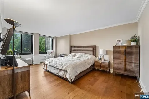200 Winston Cliffside Park NJ 07010