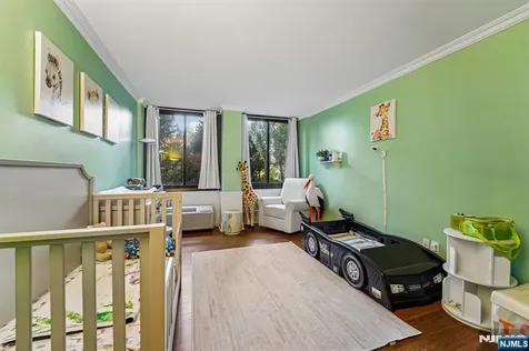 200 Winston Cliffside Park NJ 07010