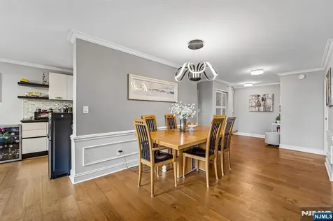 200 Winston Cliffside Park NJ 07010
