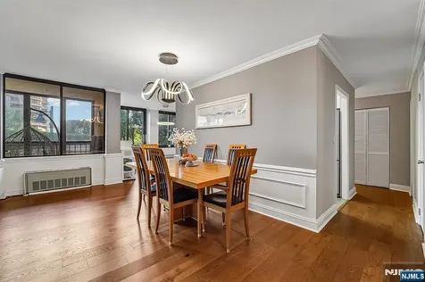 200 Winston Cliffside Park NJ 07010