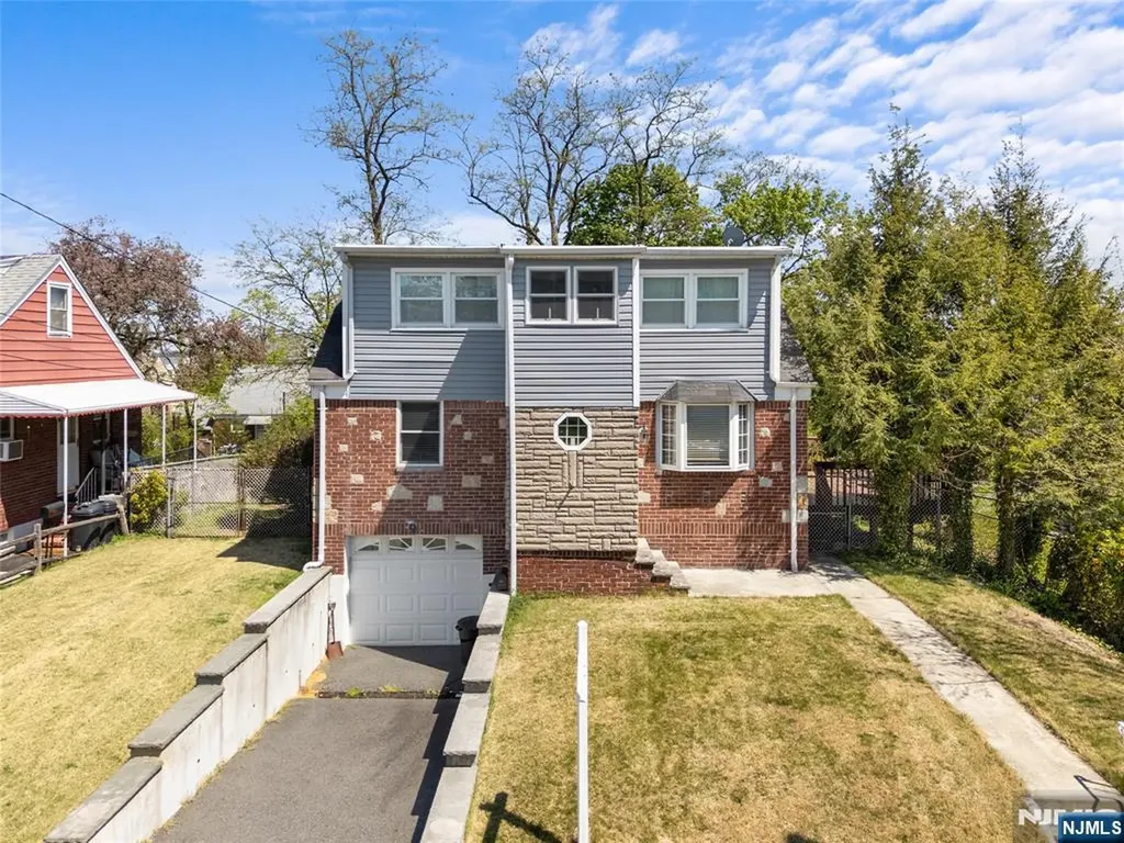 9 Leopold Terrace Clifton NJ 07011