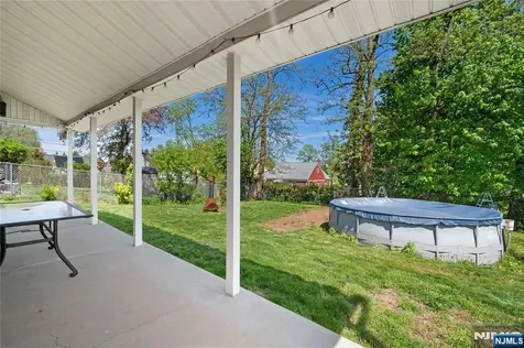 9 Leopold Terrace Clifton NJ 07011