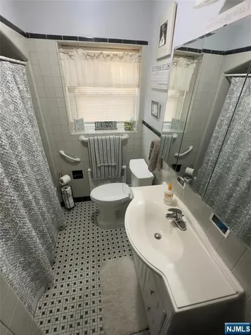 585 Monroe Place Ridgefield NJ 07657