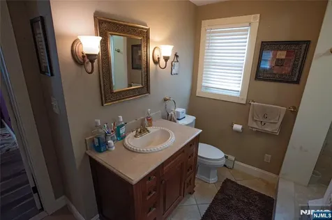 585 Monroe Place Ridgefield NJ 07657