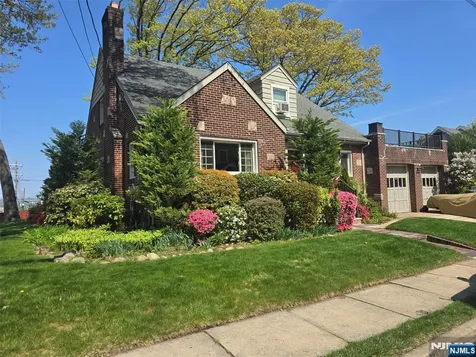 585 Monroe Place Ridgefield NJ 07657