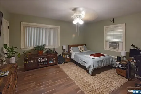 585 Monroe Place Ridgefield NJ 07657