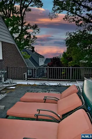 585 Monroe Place Ridgefield NJ 07657