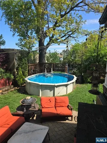 585 Monroe Place Ridgefield NJ 07657