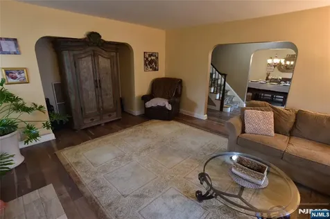 585 Monroe Place Ridgefield NJ 07657