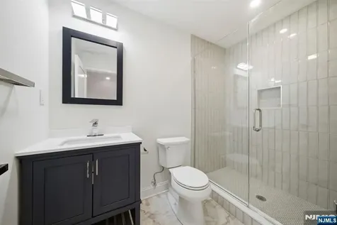 28 1/2 Irving Street Montclair NJ 07042