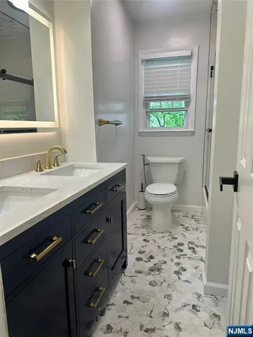 43 Bender Drive Clifton NJ 07013