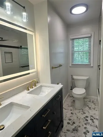 43 Bender Drive Clifton NJ 07013