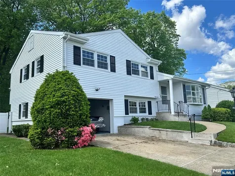 43 Bender Drive Clifton NJ 07013