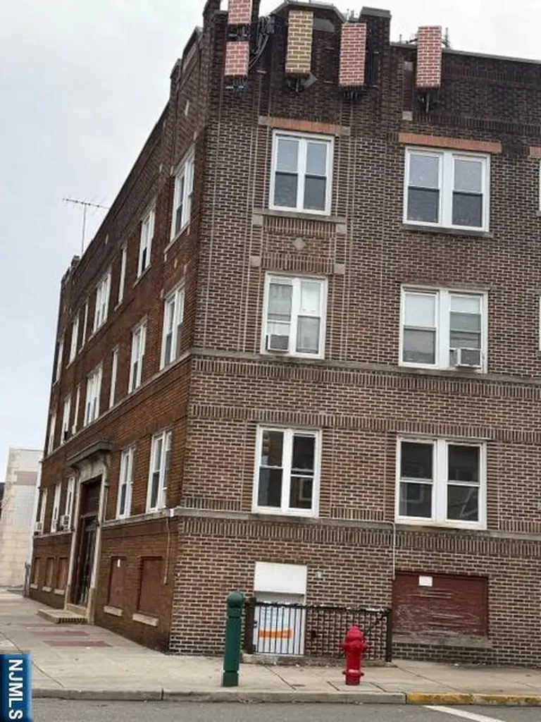 511 Kearny Avenue Kearny NJ 07032