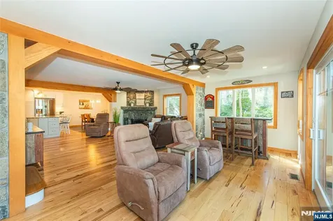 393 Lakeview Avenue Ringwood NJ 07456