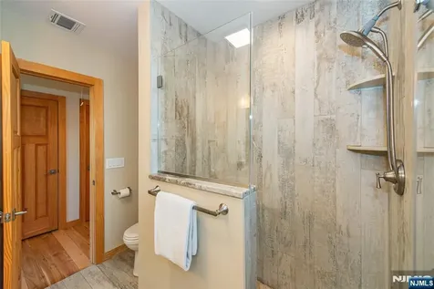 393 Lakeview Avenue Ringwood NJ 07456