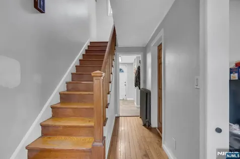 297 Hamilton Place Hackensack NJ 07601