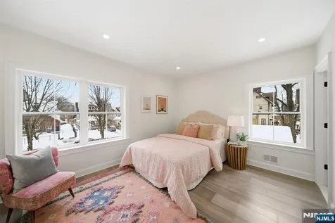 28 Irving Street Montclair NJ 07042