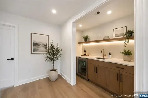 28 Irving Street Montclair NJ 07042