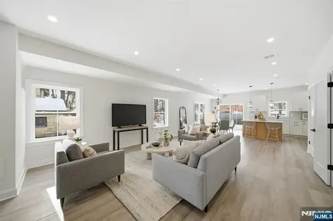 28 Irving Street Montclair NJ 07042