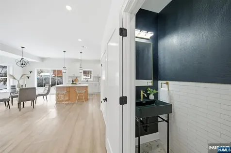28 Irving Street Montclair NJ 07042
