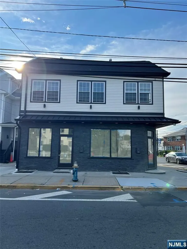 331 Myrtle Avenue Irvington NJ 07111