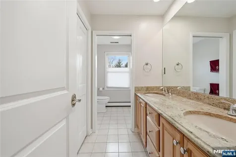 19 Blueberry Court Mahwah NJ 07430