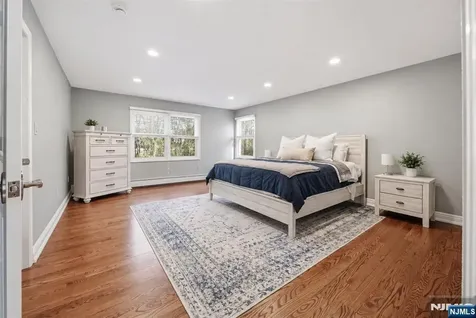 19 Blueberry Court Mahwah NJ 07430