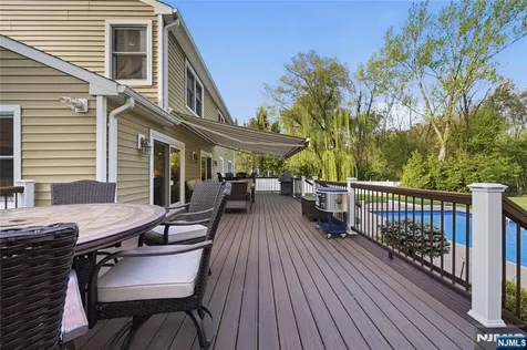 19 Blueberry Court Mahwah NJ 07430
