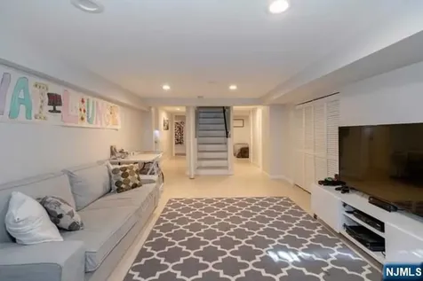 269 Engle Street Tenafly NJ 07670
