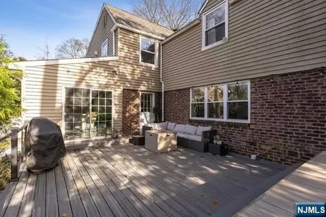 269 Engle Street Tenafly NJ 07670