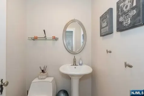 269 Engle Street Tenafly NJ 07670