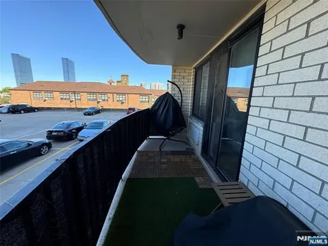 1590 Anderson Avenue Fort Lee NJ 07024