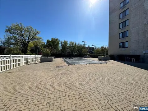 1590 Anderson Avenue Fort Lee NJ 07024