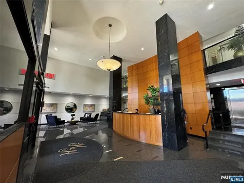 1590 Anderson Avenue Fort Lee NJ 07024