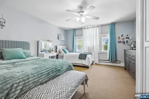 194 Hillside Avenue Glen Ridge NJ 07028
