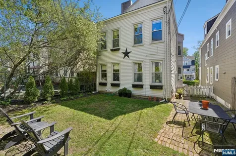 194 Hillside Avenue Glen Ridge NJ 07028
