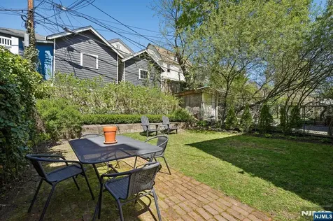 194 Hillside Avenue Glen Ridge NJ 07028